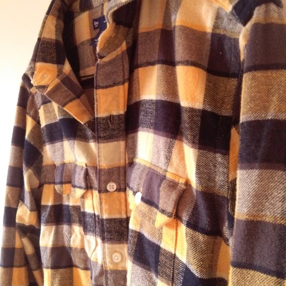 Gap Classic Fit Flannel - Picture 4 of 5